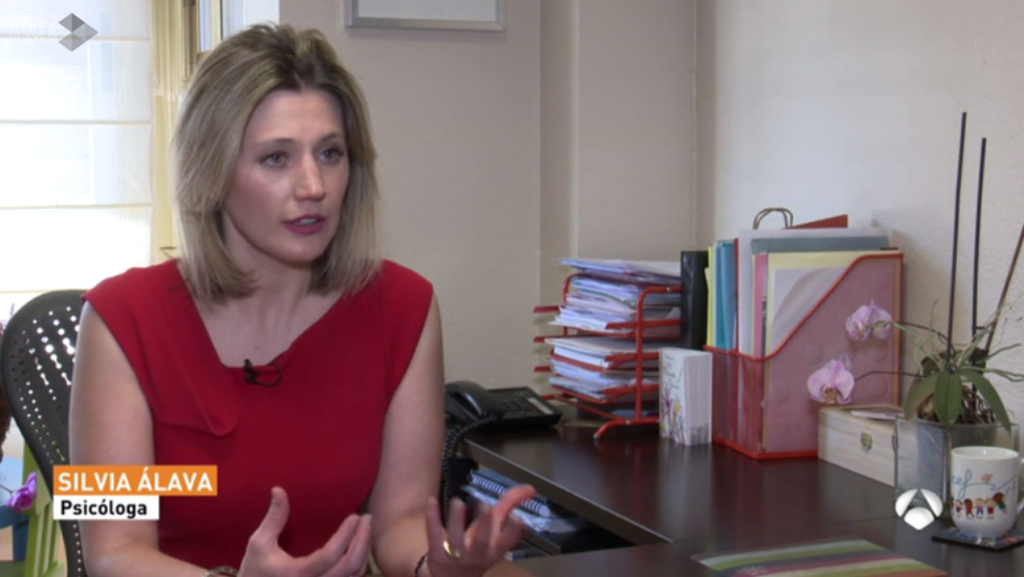 Silvia Álava Noticias Fin de Semana Antena 3 20-05-17