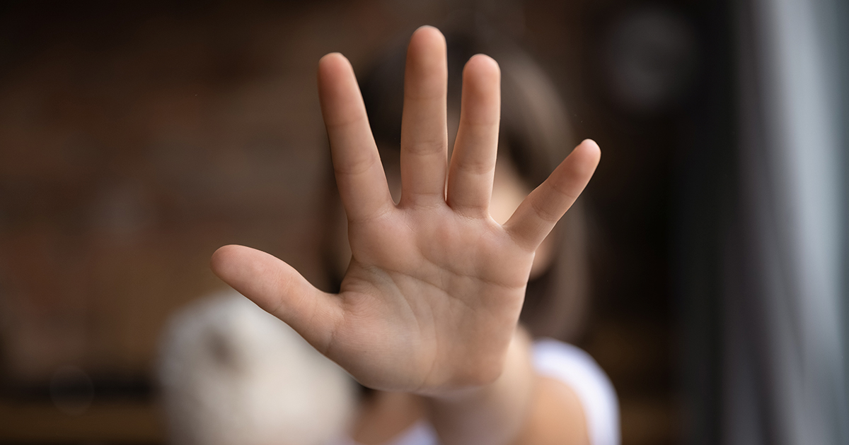 Prohibir las imágenes de guerra en la televisión para los niños