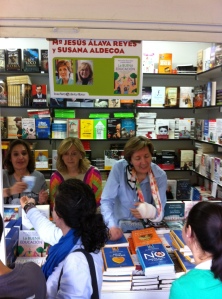 Mª Jesús Álava y Susana Aldecoa Feria del libro de Madrid 2013