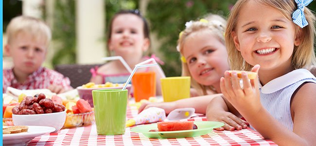 Niños y comida